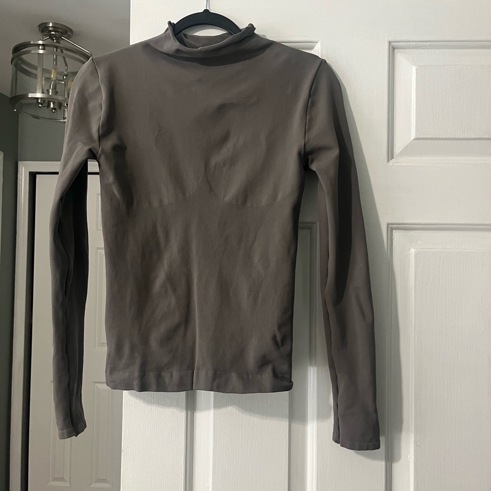 Skims contour Lounge turtle neck